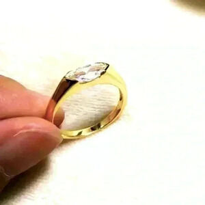 NEW 18k Gold Plated Silver Diamond Ring